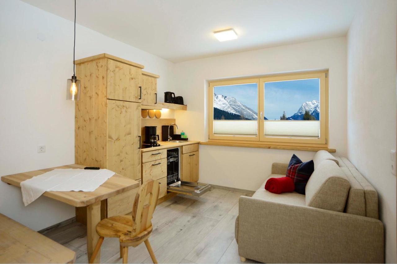 Birklstueberl Restaurant Und Appartement Seefeld in Tirol Exterior foto